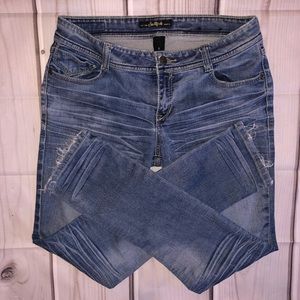 South Pole Jeans 11 EUC Cool Fraying Faded